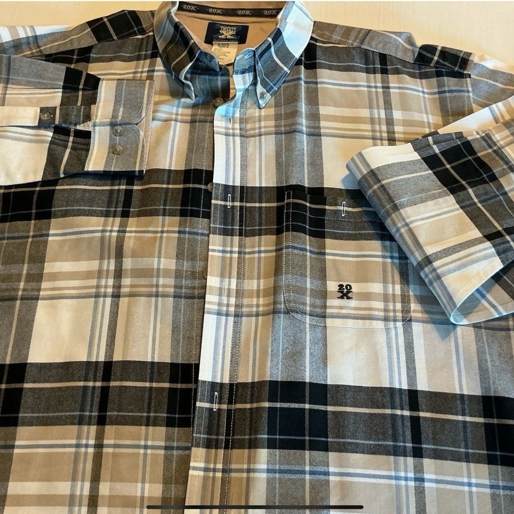 Wrangler Black and White Plaid Casual Shirt